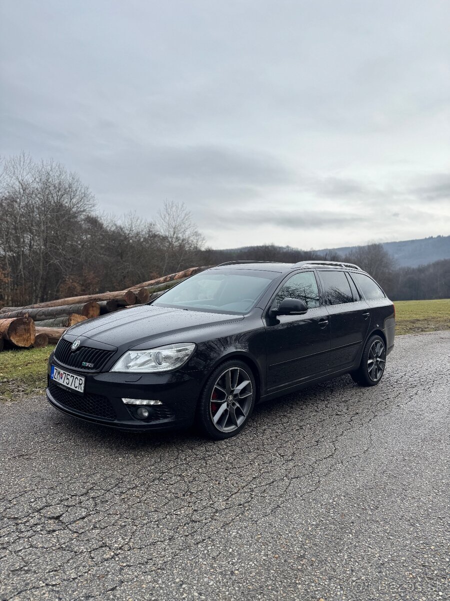 Predám Škoda Octavia Combi 2 RS FL DSG 2.0 tdi CR 125kw - 4