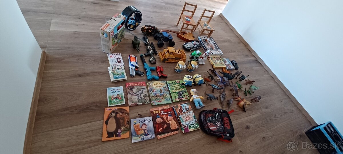 hračky mix - 4