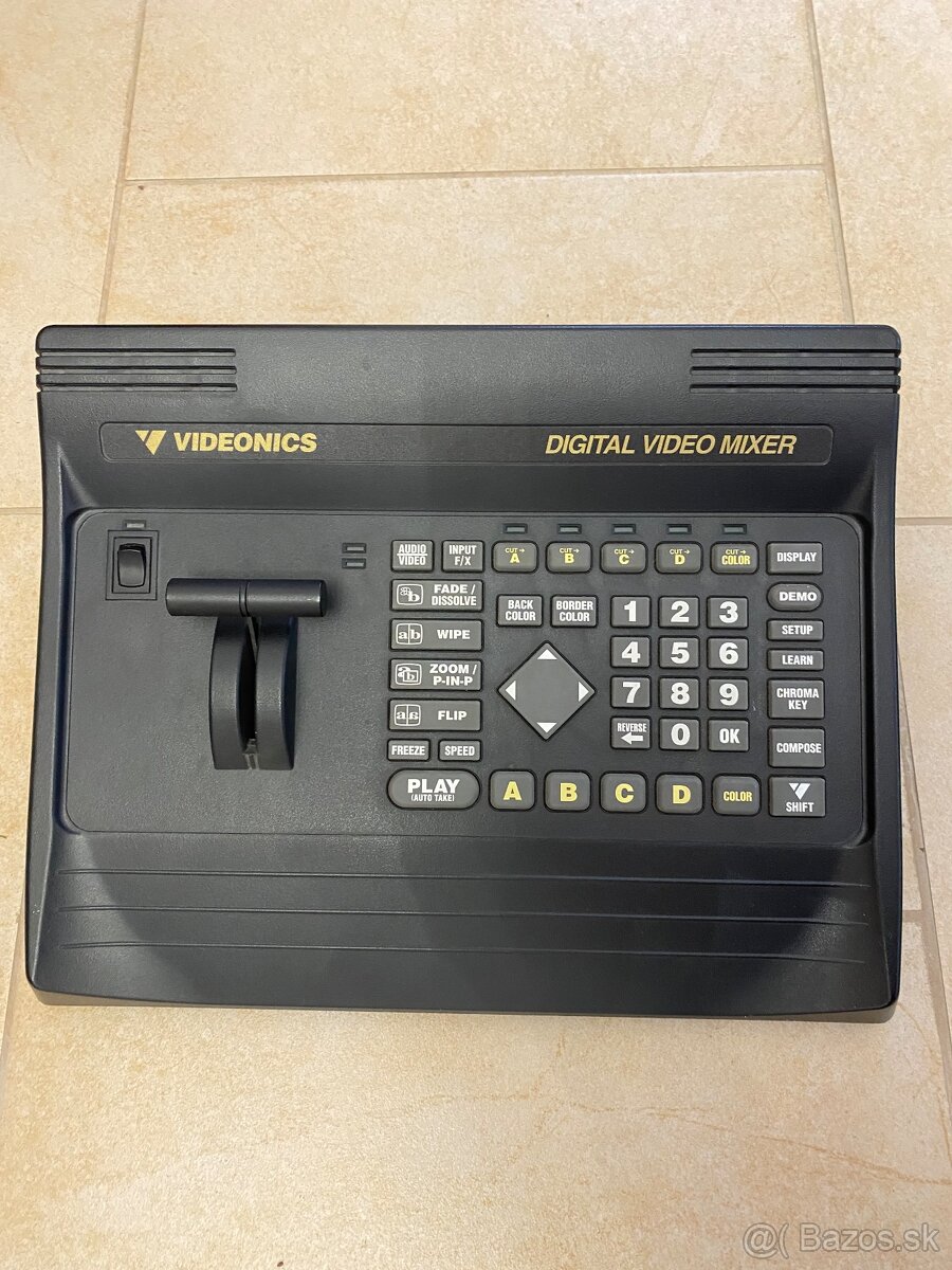 Titulkovač a video mixer - 4