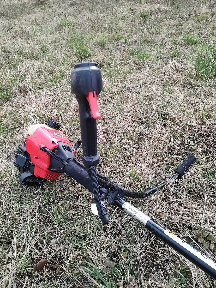 Krovinorez MTD 790 USA - 4