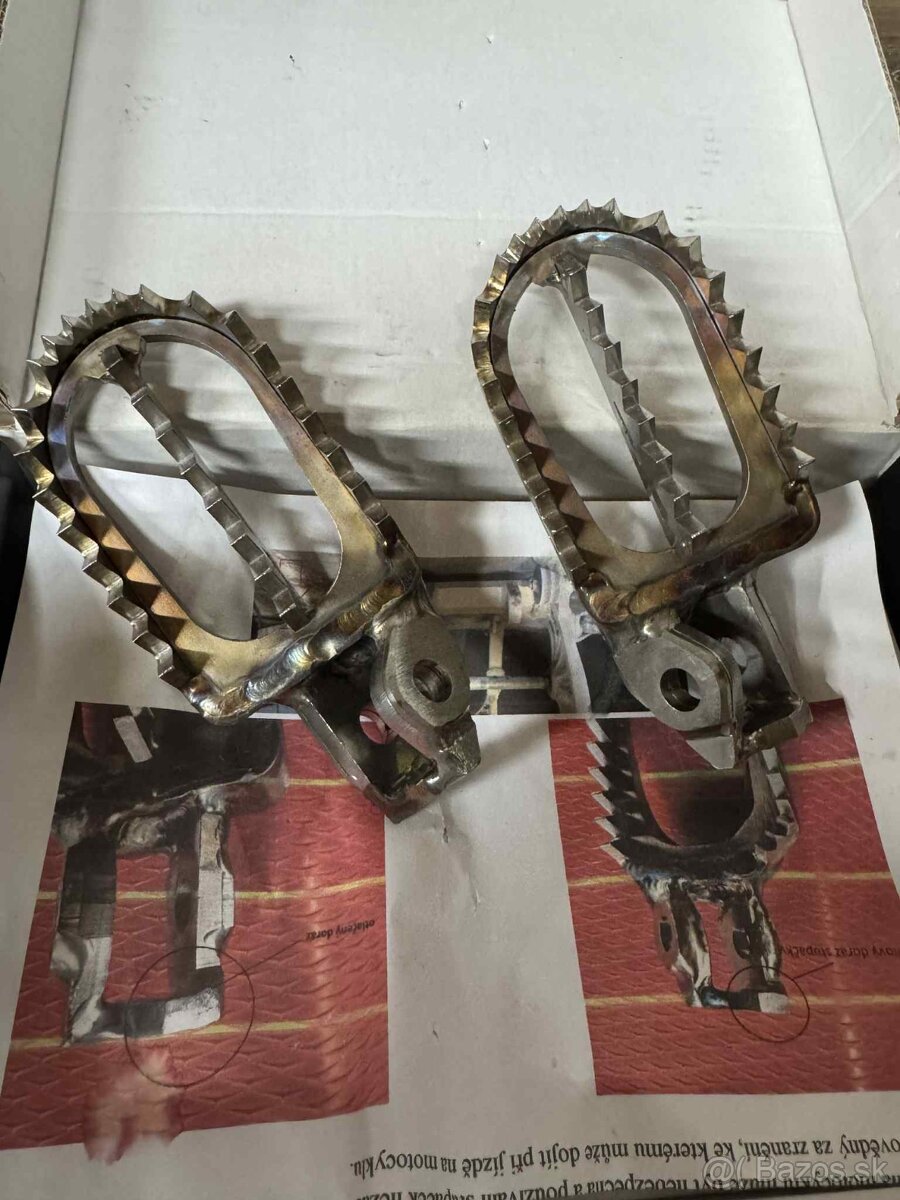 Predám Ktm stupačky mx711pegs - 4
