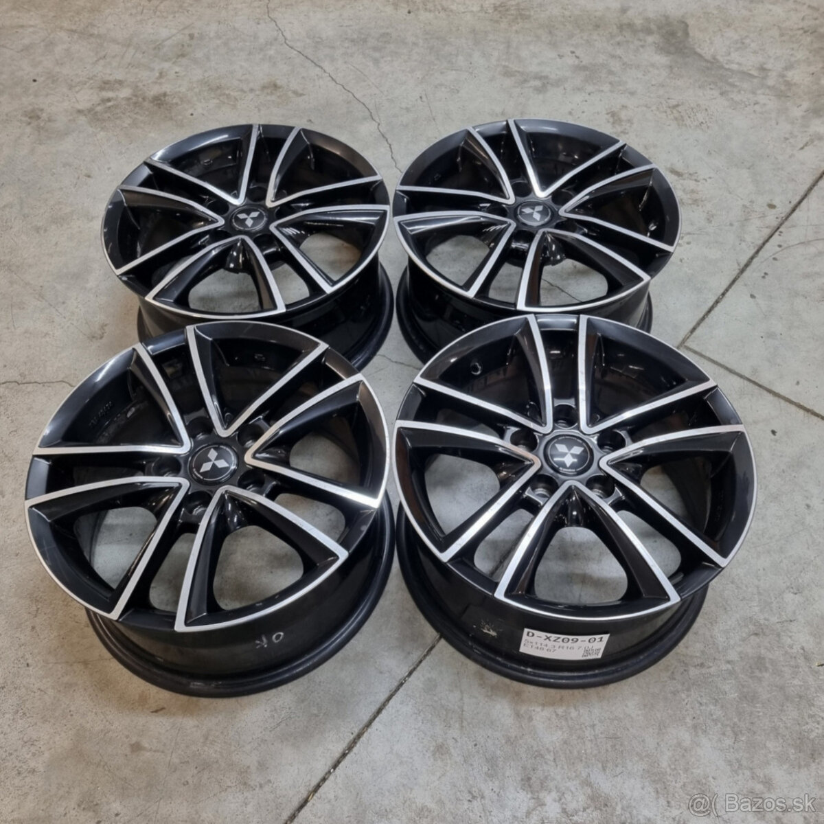 Hliníkové disky 5x114,3 R16 7J ET48 - 4