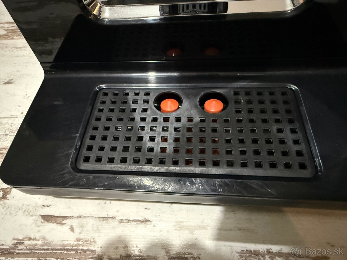 Automaticky kavovar Krups EA890810 - 4