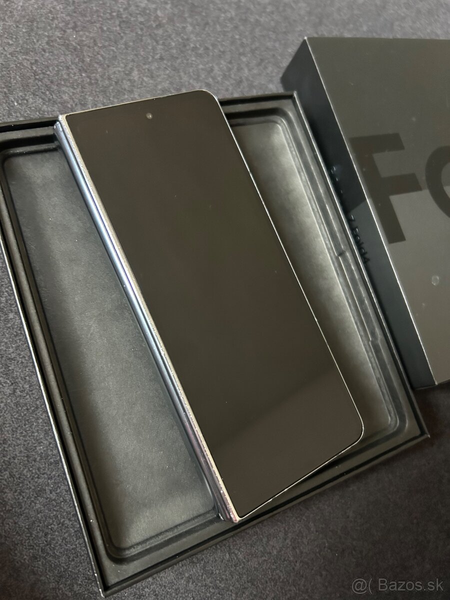 Samsung Galaxy Z FOLD 4 256GB GRAYGREEN - 4