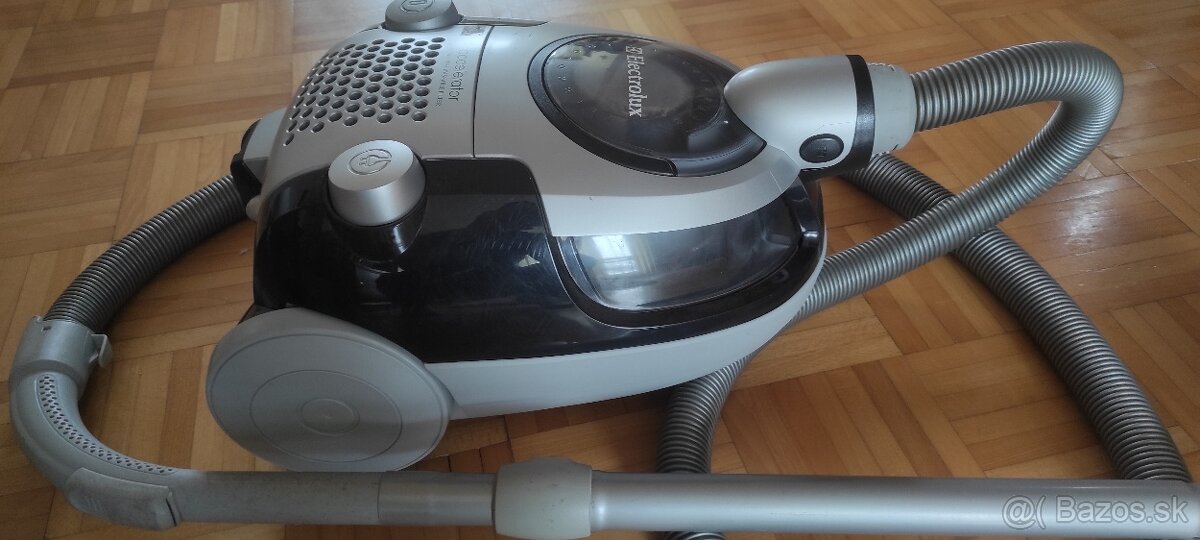 Predám vysávač - 4