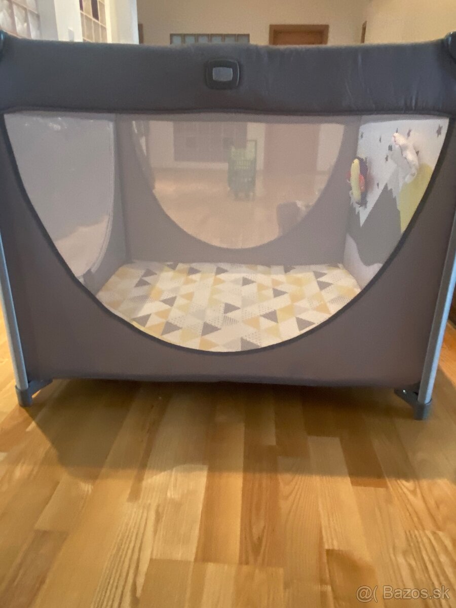 Detská ohrádka/cestovná postieľka Joie - 4