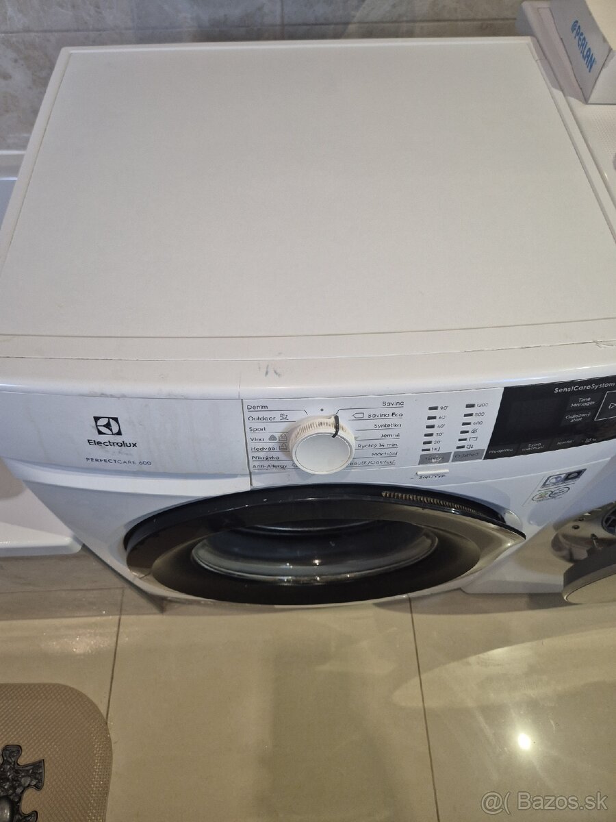 Pracka ELECTROLUX PERFECTCARE 600 - 4