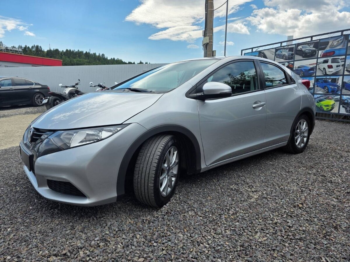 Honda Civic 1.4 i-VTEC Comfort - 4
