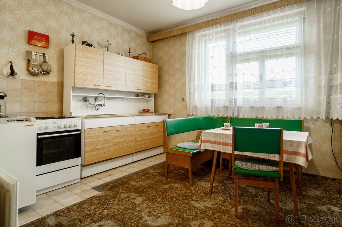 EXKLUZÍVNE na predaj rodinný dom v obci Kovarce, okres TO - 4