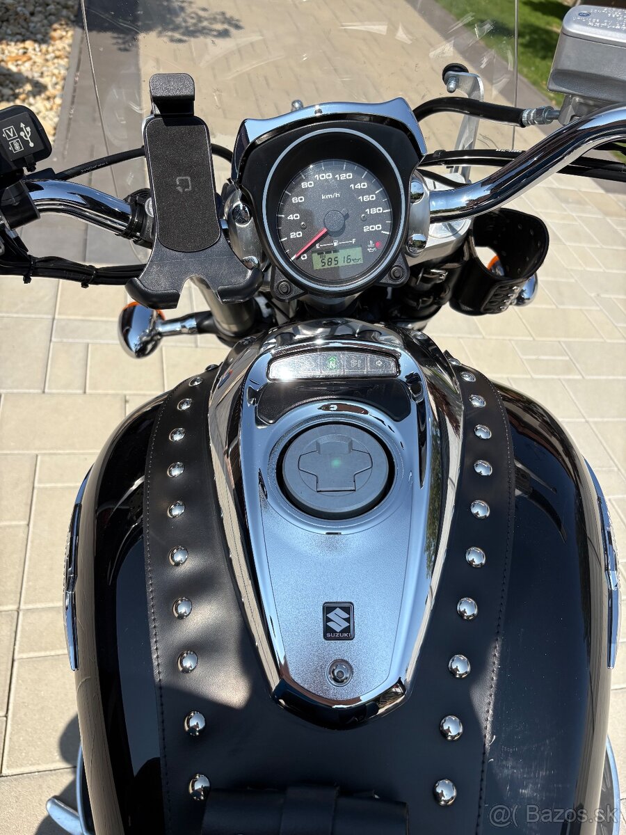 Predám Suzuki intruder M800 - 4