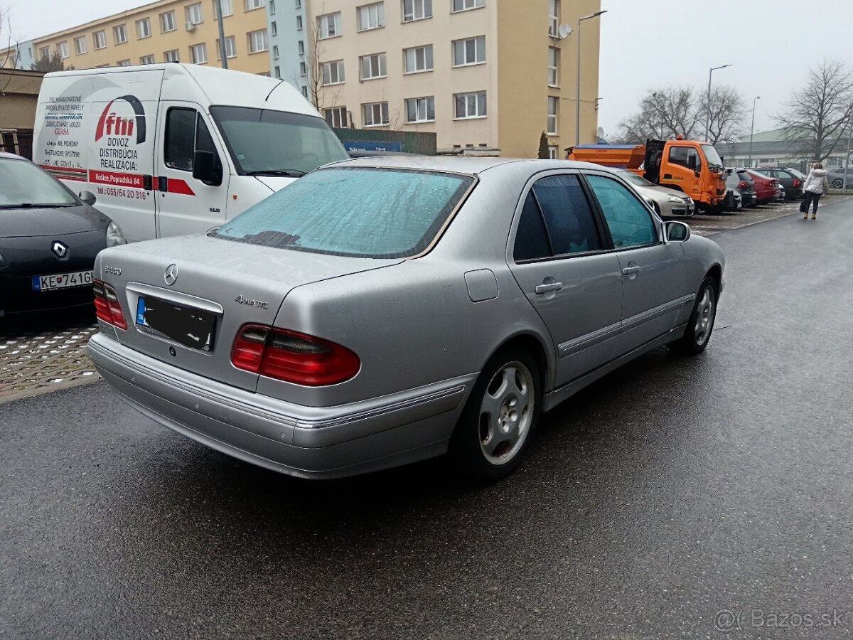 Mercedes W210 E430 4 matic - 4