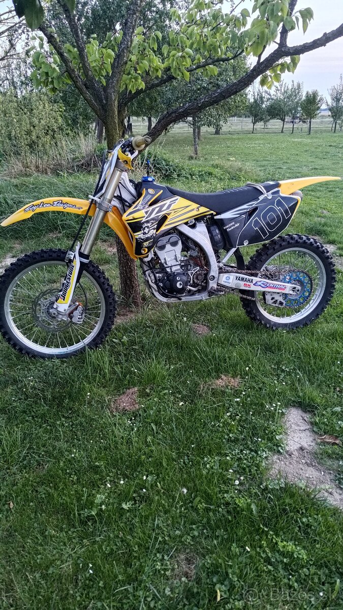 Yamaha 250 - 4