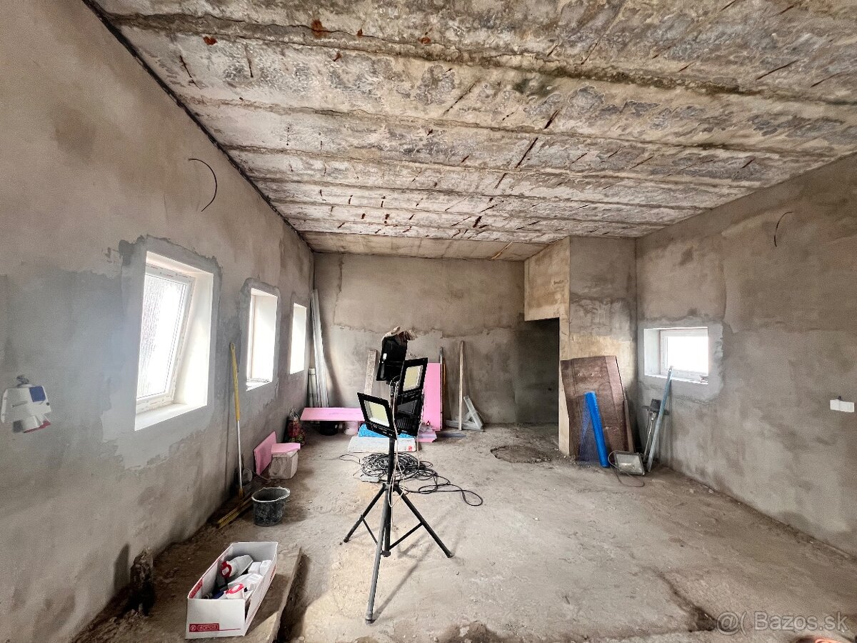 Sklad, garáž s jamou - 4