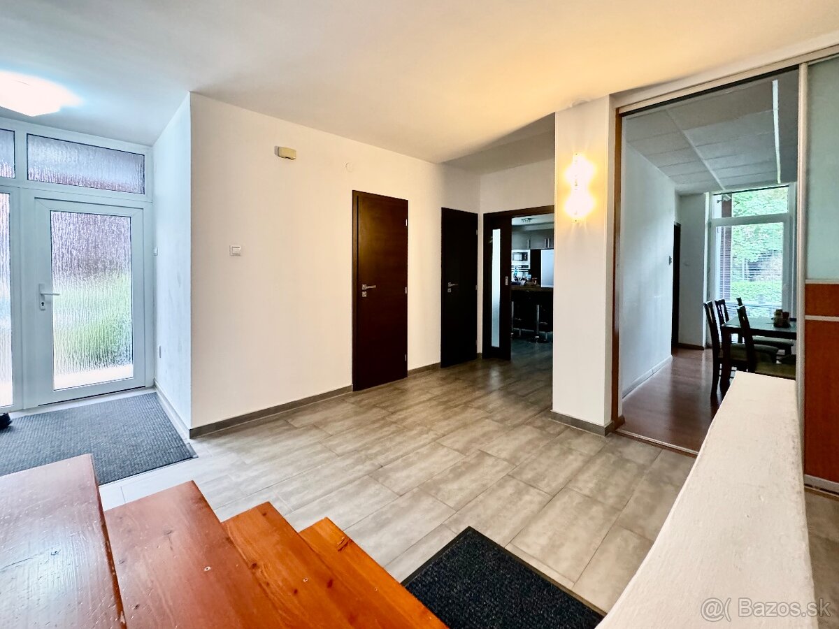 Prenájom nadštandartného zariadeného RD Žilina - Závodie - 4