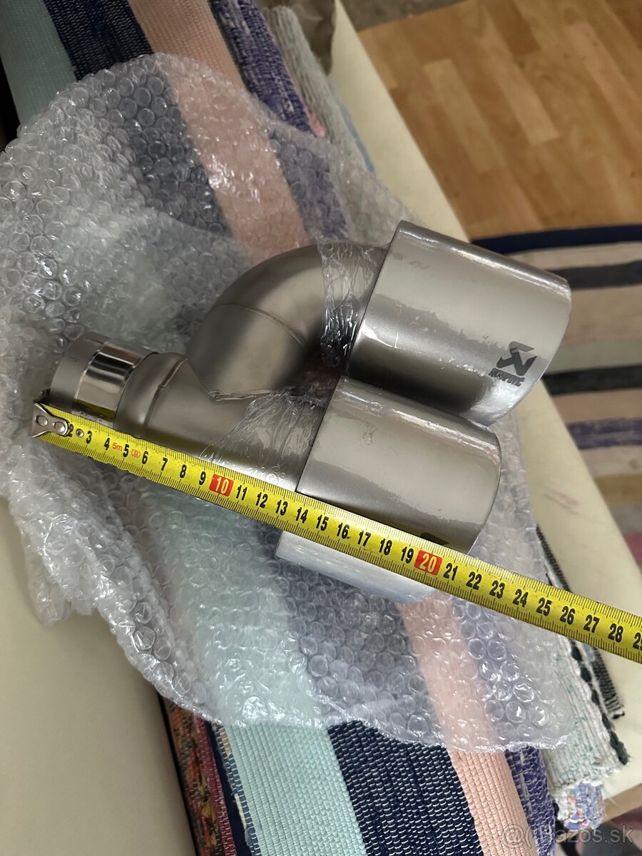 Koncovky výfuku golf 7 R Variant - 4