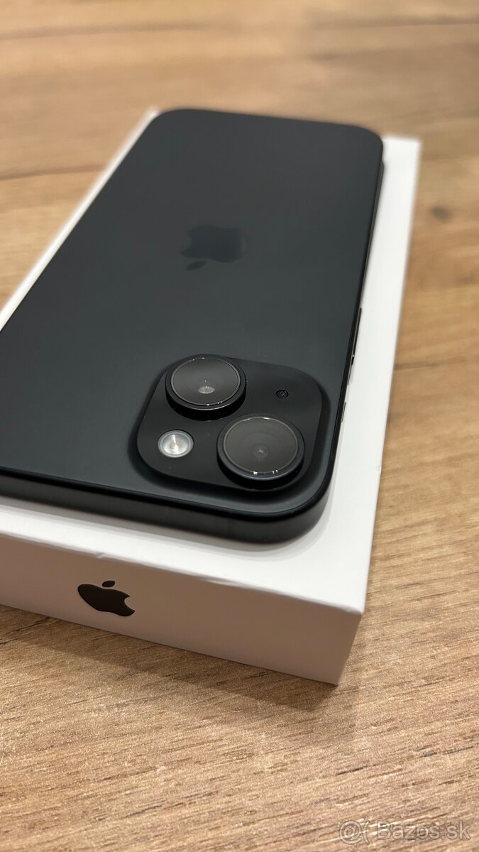 Apple iPhone 15 128Gb - 4