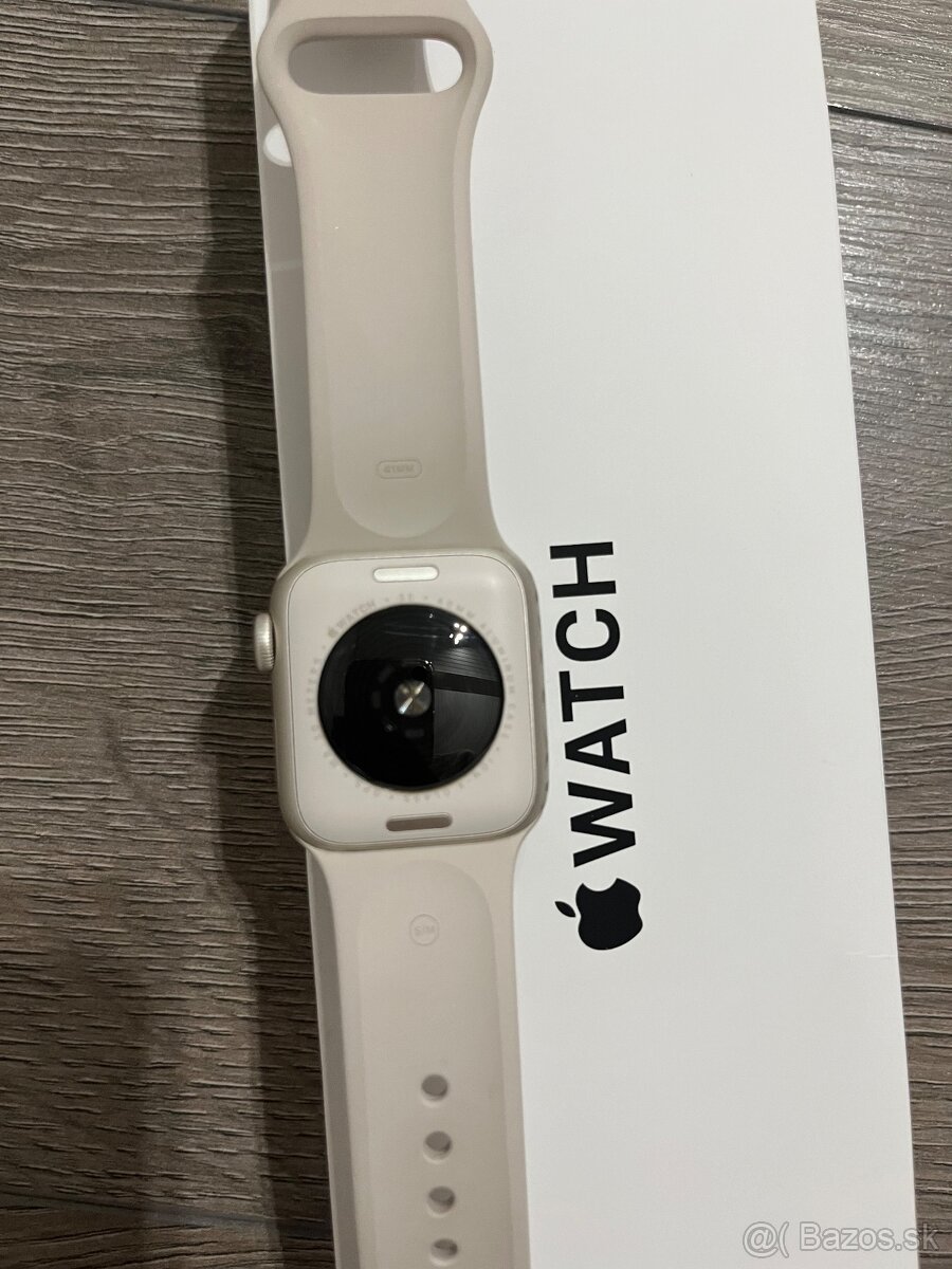 Apple Watch SE 2023 - 4