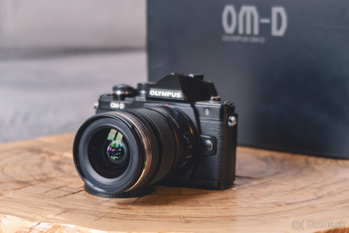 Olympus E-M10 Mark II + M.Zuiko 12-50mm - 4