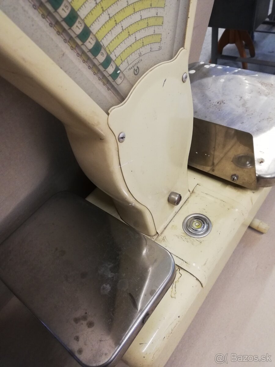 Retro vaha - 4