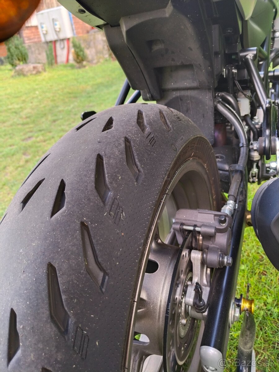 Suzuki SV650X - 4