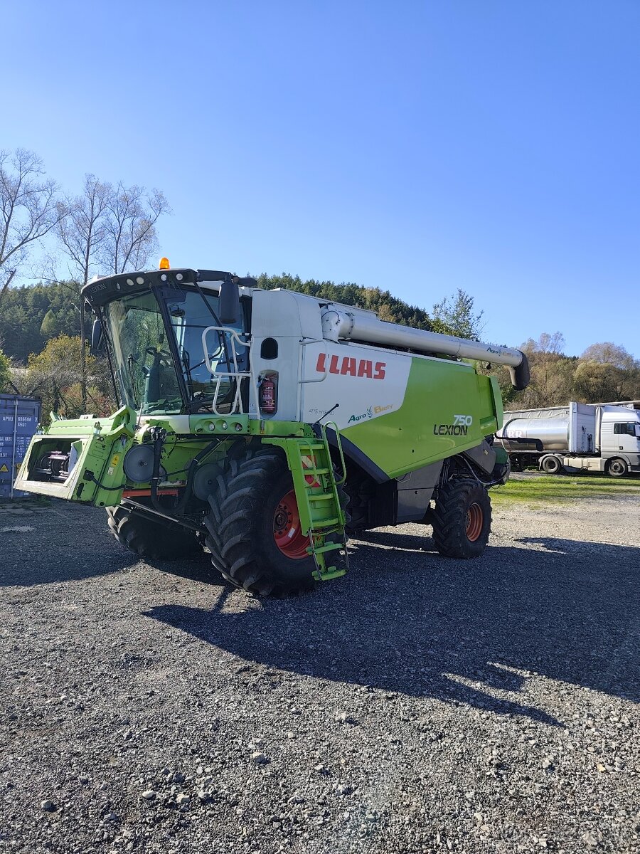 Claas Lexion 750 Montana - 4