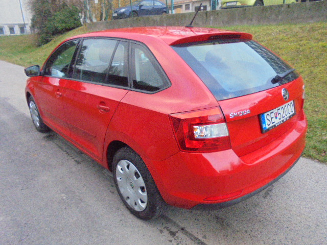 Škoda Rapid Spaceback SB 1.2 TSI 90k Ambition - 4