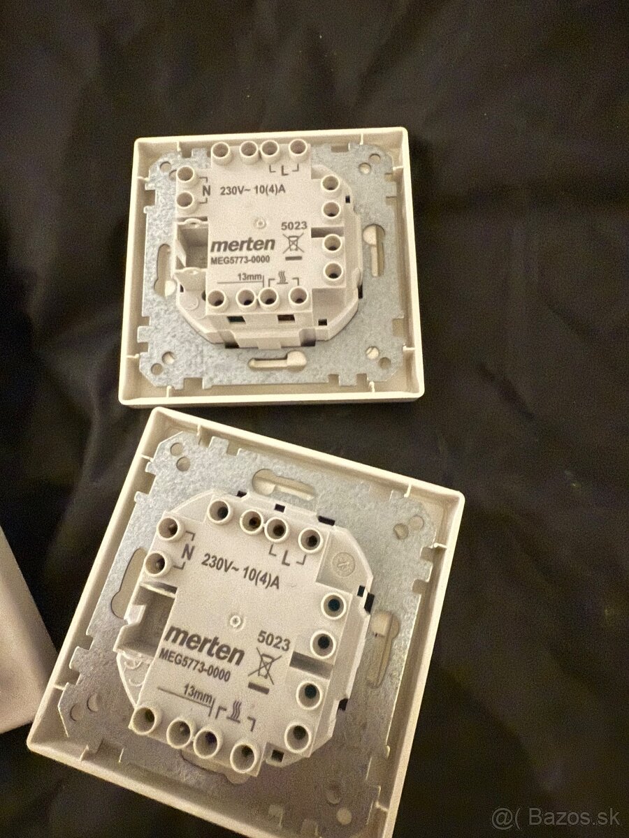 Merten / termostaty zásuvky a vypínače - 4