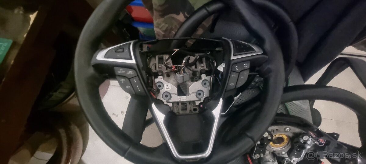 Ford Edge 2016+ volant + acc - 4