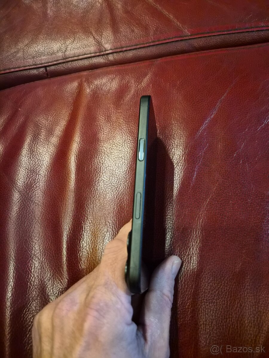 iPhone 16 256 GB - 4