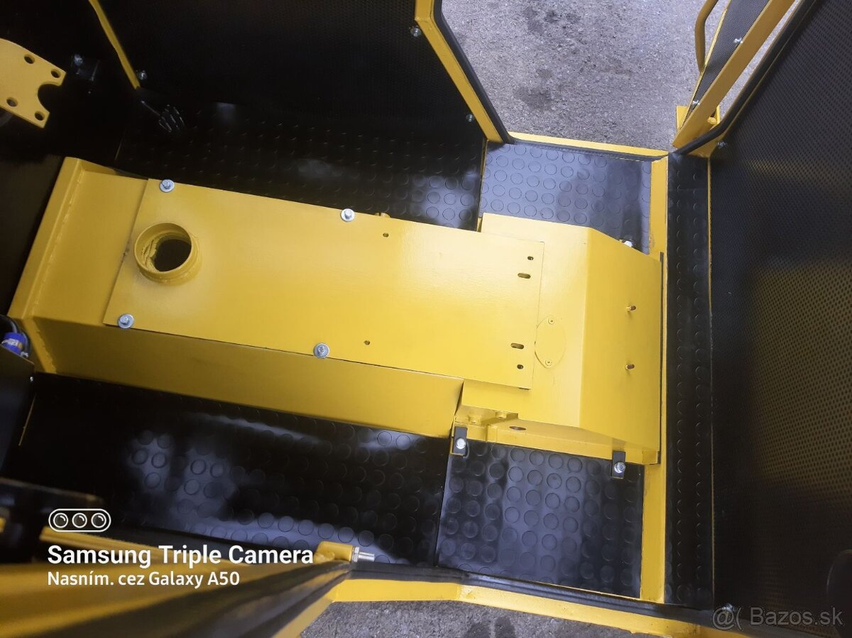 Kabína na LKT81 - 4