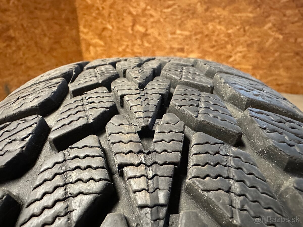 Dunlop Zimné pneumatiky 4 - 4