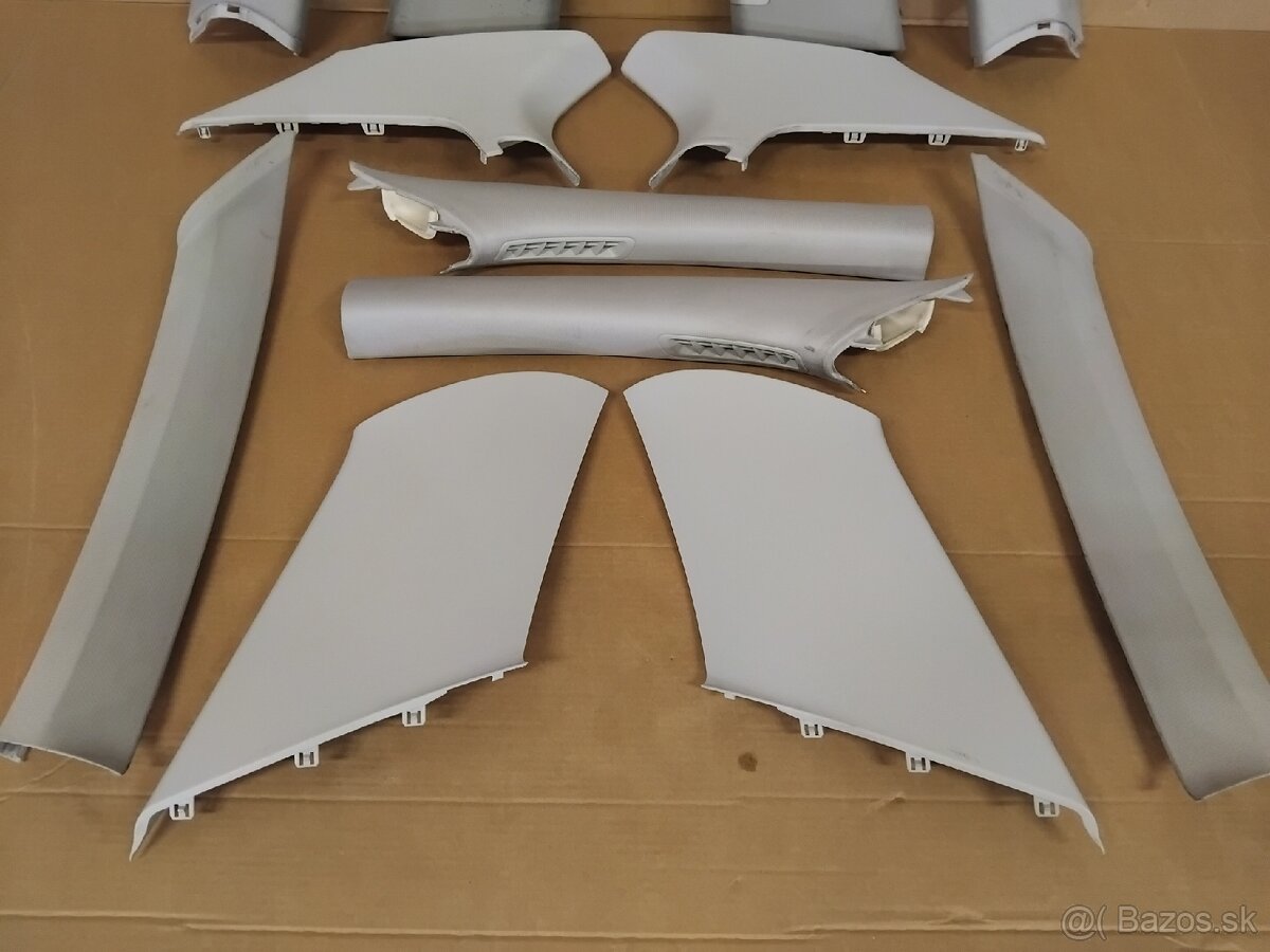 rozpredám interiér Superb 2 - 4