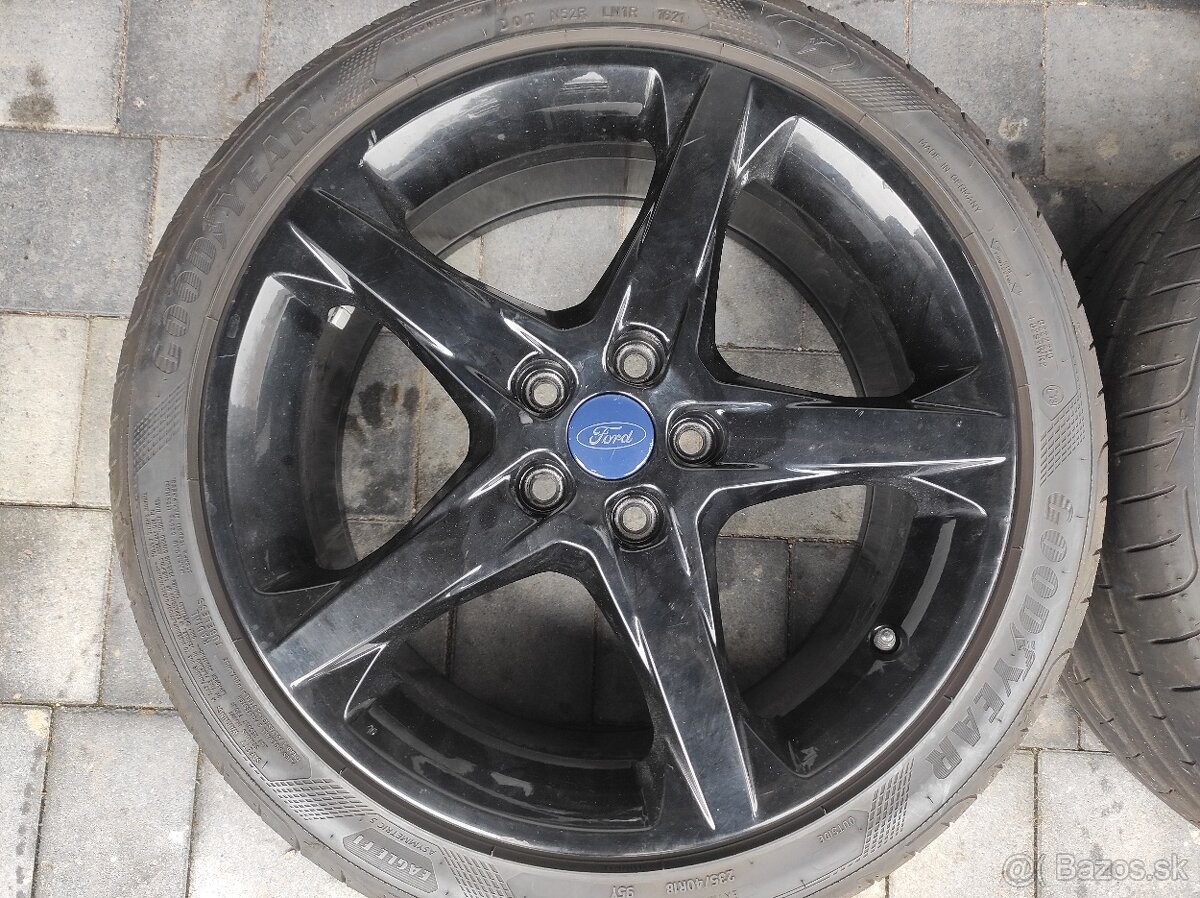 Letná sada 18" 5x108 Ford 235/40 R18 - 4