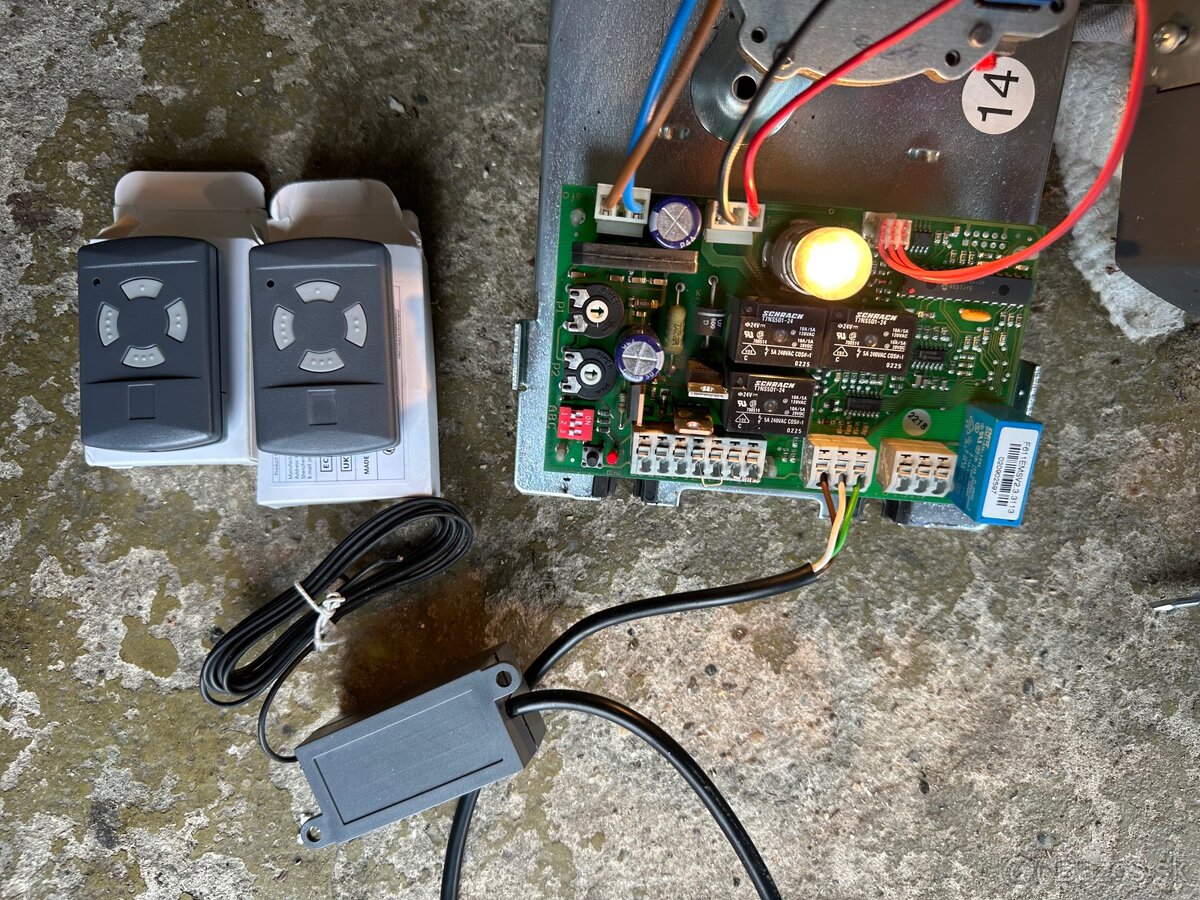 Predám pohon na garážovú bránu Hörmann Ecomatic - 4