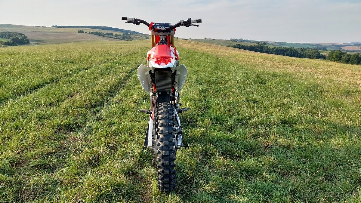 Elektrická Motorka Honda CRE
