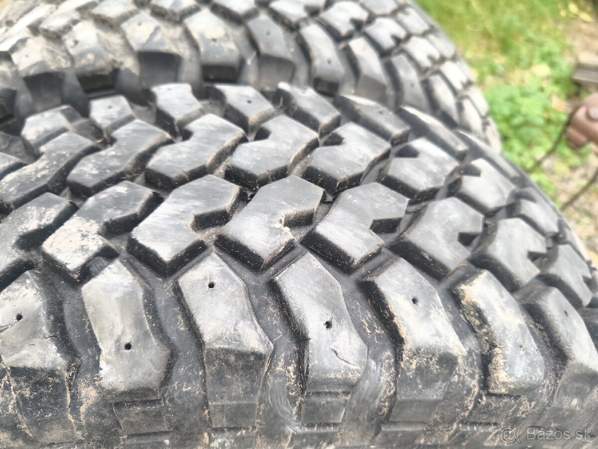 235/75 R15 6x139.7 M+S celoročné