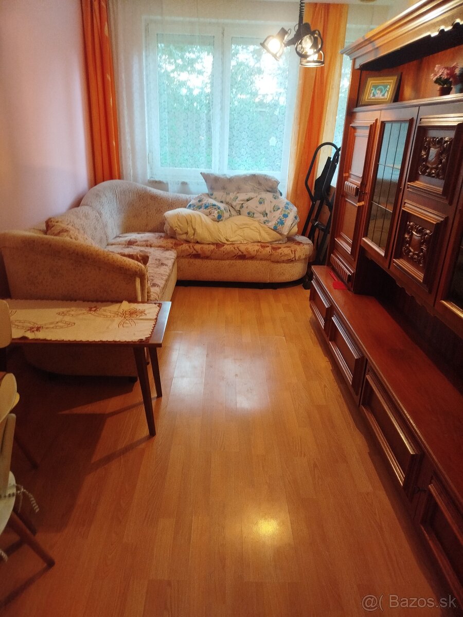 Prenajmem 2 izbový byt - 4