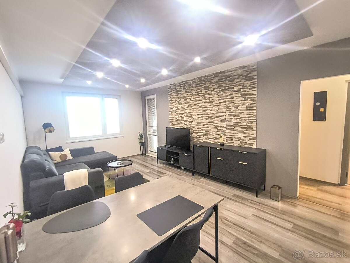 SMART BÝVANIE V KOMÁRNE 3 izbový byt s loggiou na PREDAJ - 4