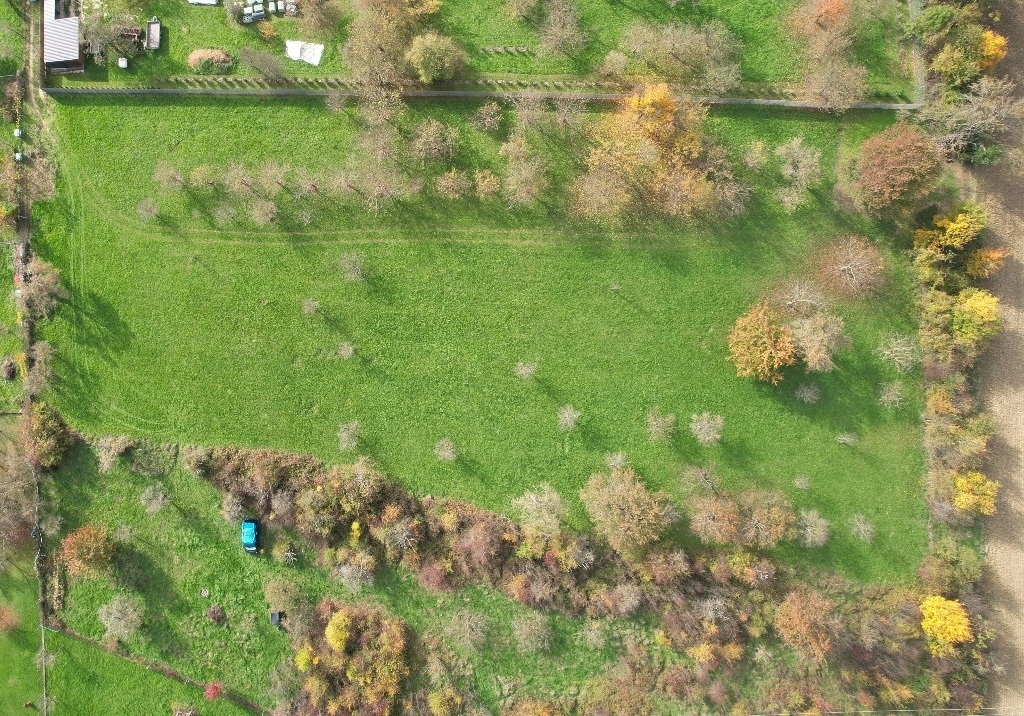 ponúkame na predaj krásny pozemok v obci Trenčianske Mitice - 4