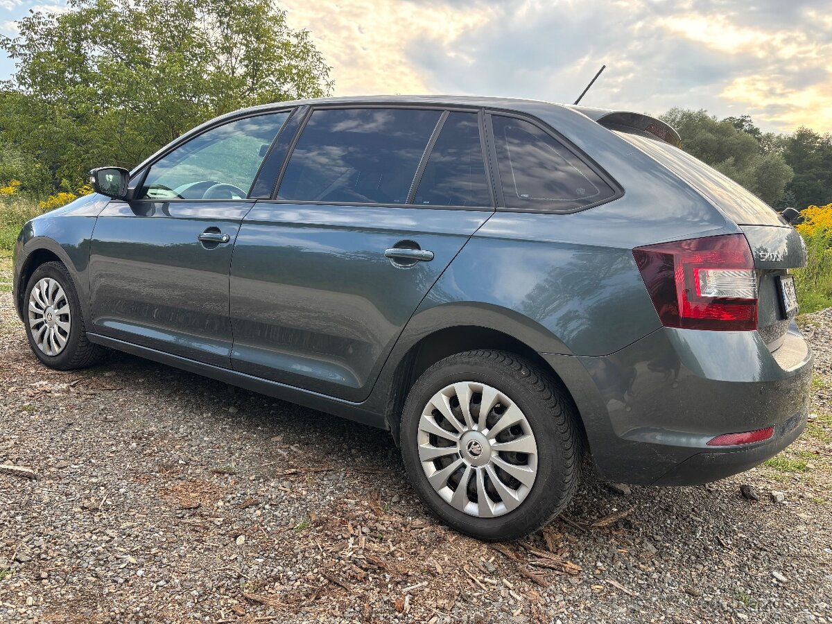 Škoda Rapid - 4