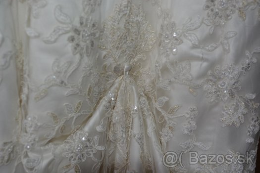 Krajkované svadobné šaty - 4