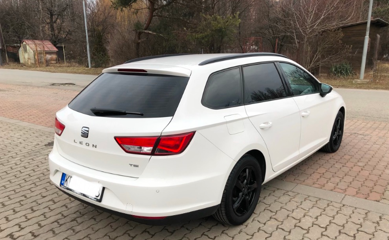 SEAT LEON ST 1.2 TSI M6 81kW, 210 000 km, 5/2016 - 4