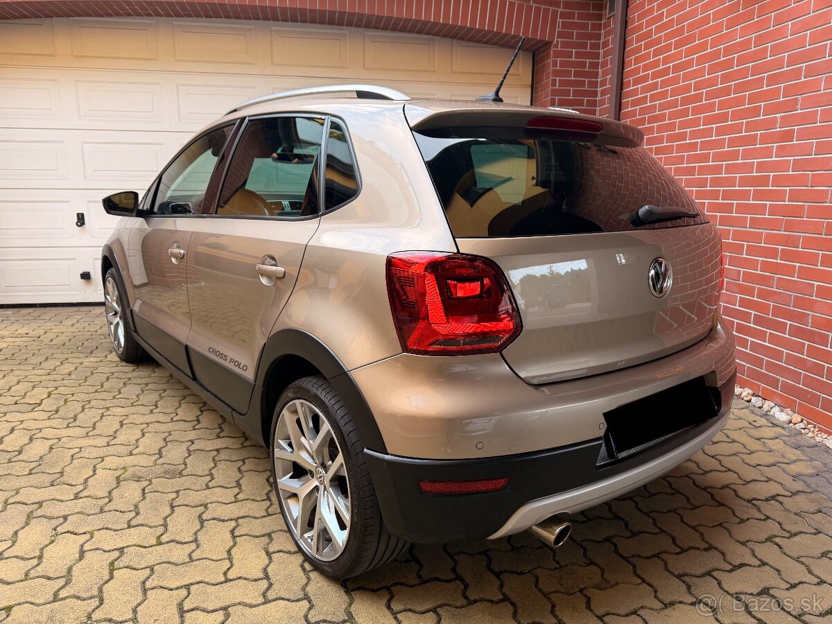 VW CROSSPOLO 1.2 TSI 81kW AUTOMAT - 4