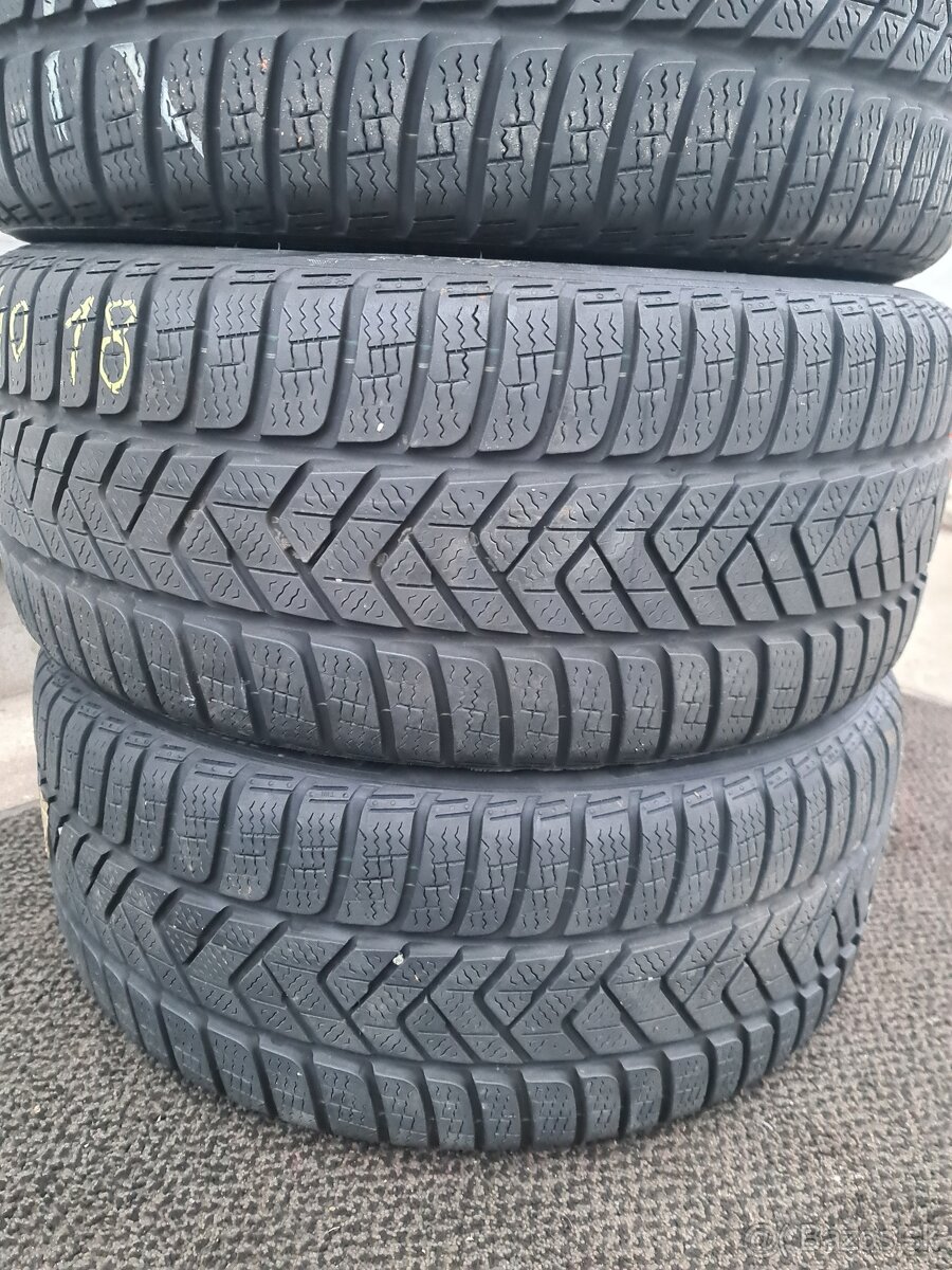 ZIMNE PNEU 245/40 R18 PIRELLI - 4