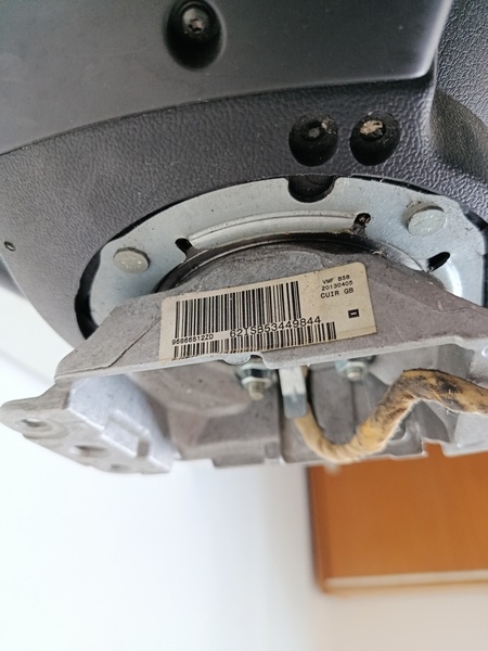 volant Citroen C4 picasso 2012 96866512ZD 60€ - 4