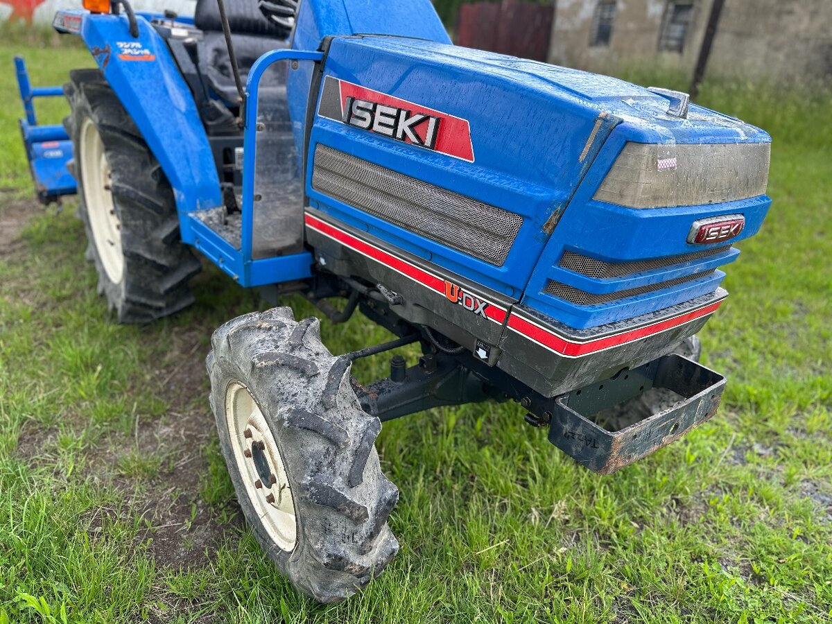 Malotraktor Iseki TA227F + rotavator - 4