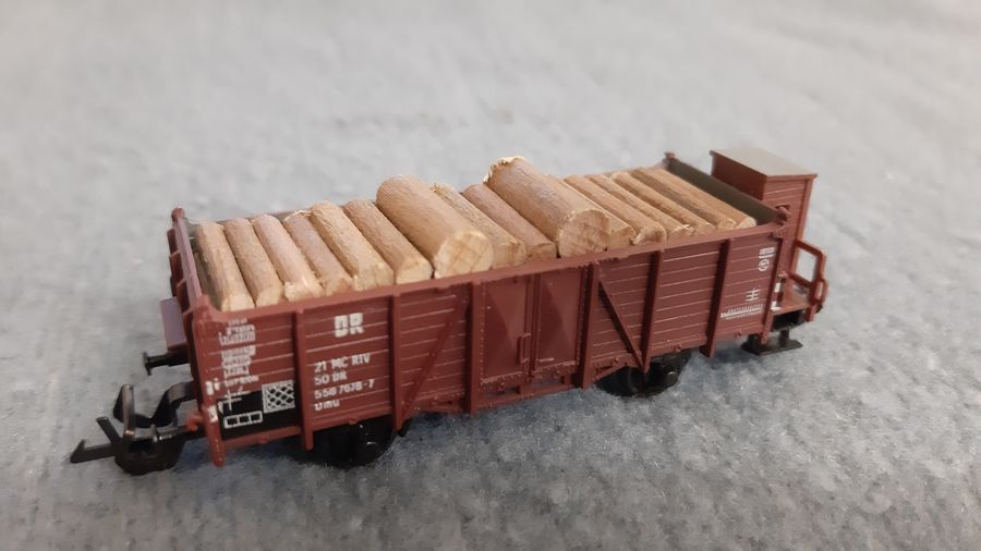 Vláčiky - otvorený vozeň Vtu/Omu s drevom - 4