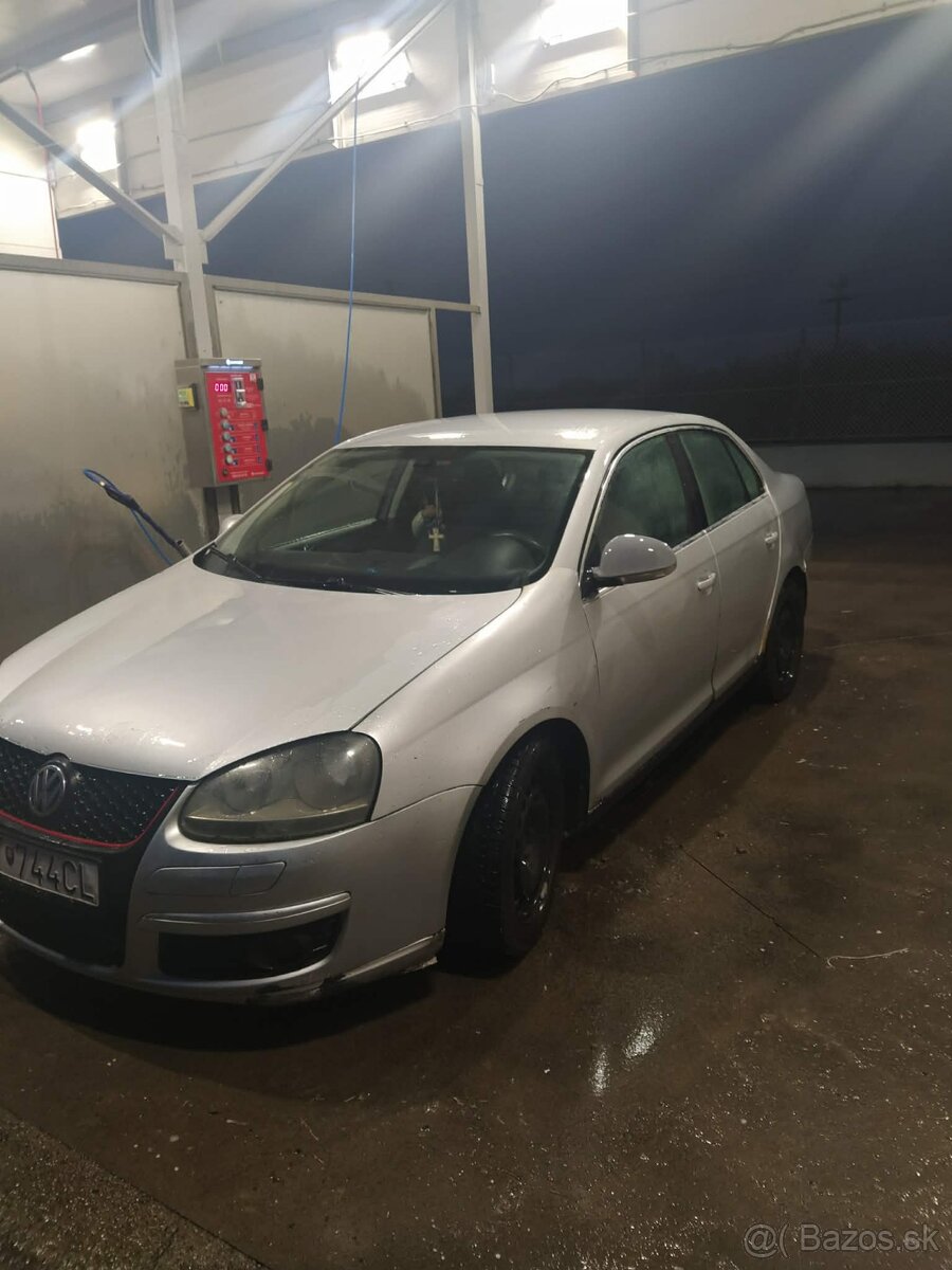 Volkswage Jetta 1.9 77 kw BKC 2006 - 4
