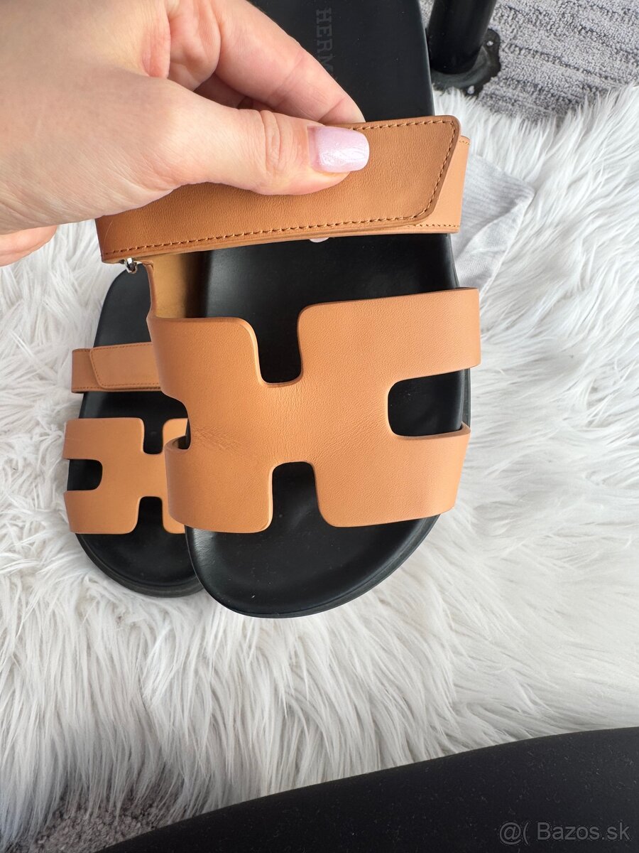 Hermes šľapky chypre - 4