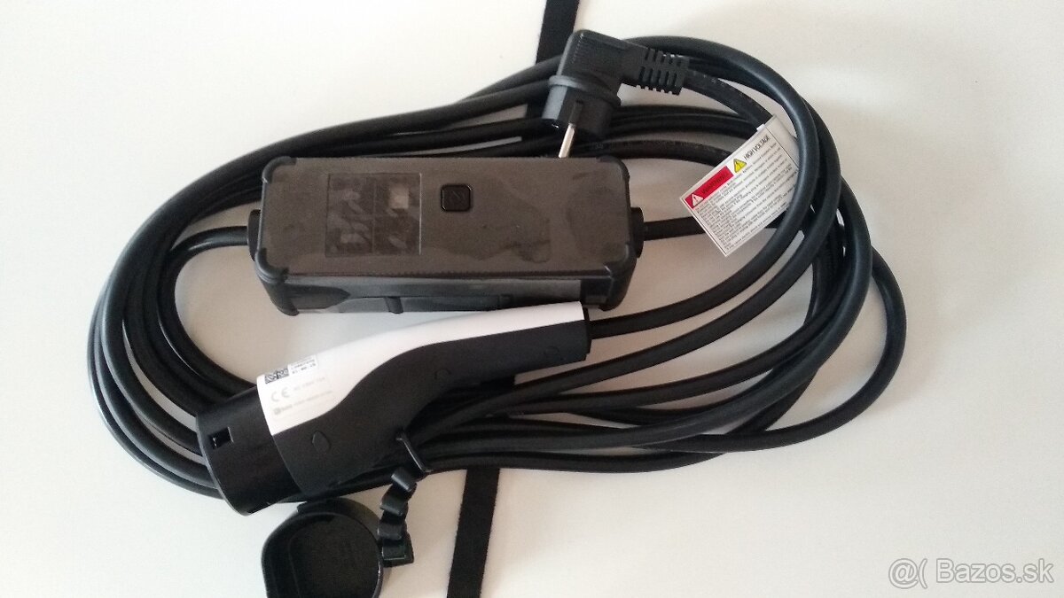 Nabíječka elektromobilů TYP2, 6-12A, 2,7kW - 4